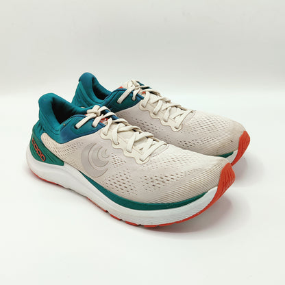 Topo Athletic Ultrafly 4