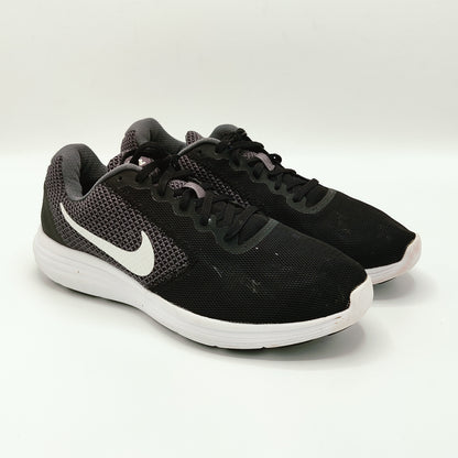 Nike Revolution 3