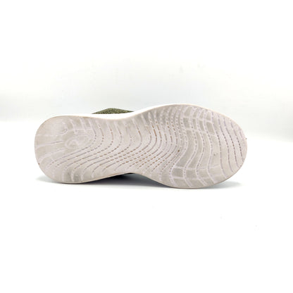 Athletic Works Arm Sneakers