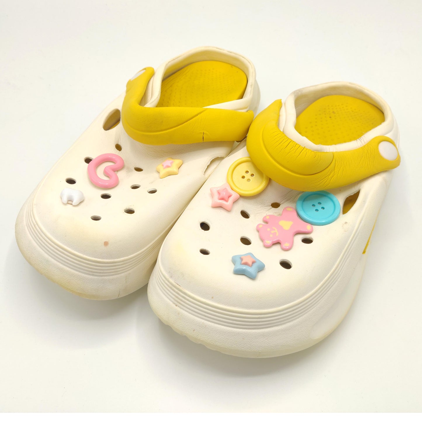 GINGER Appliqued Clogs