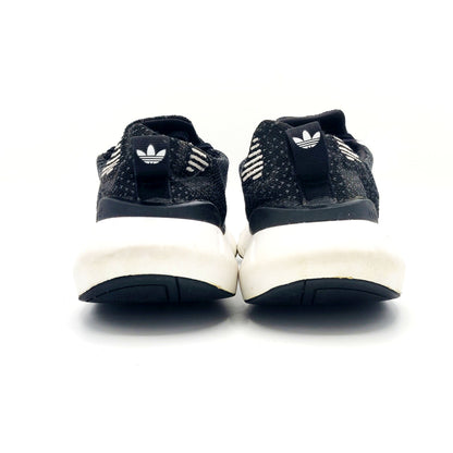 Adidas Swift Run
